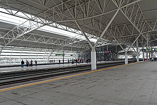 3 càng