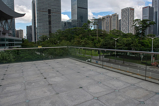 lo bach thu khung ba ngay