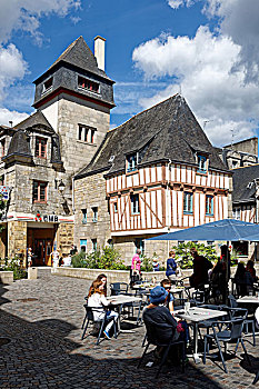 cau lodephomnay