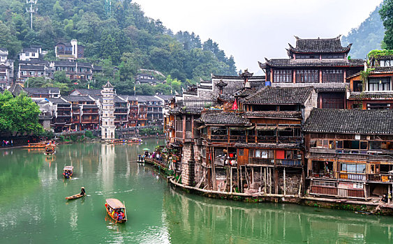 xổ số sóc trăng hàng tuần