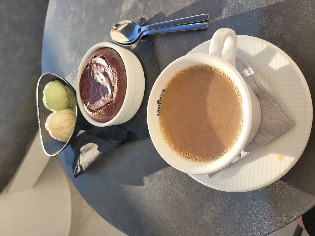 Discovering Myst Boutique Hotel in Santorini – An Oasis of Luxury and Charm