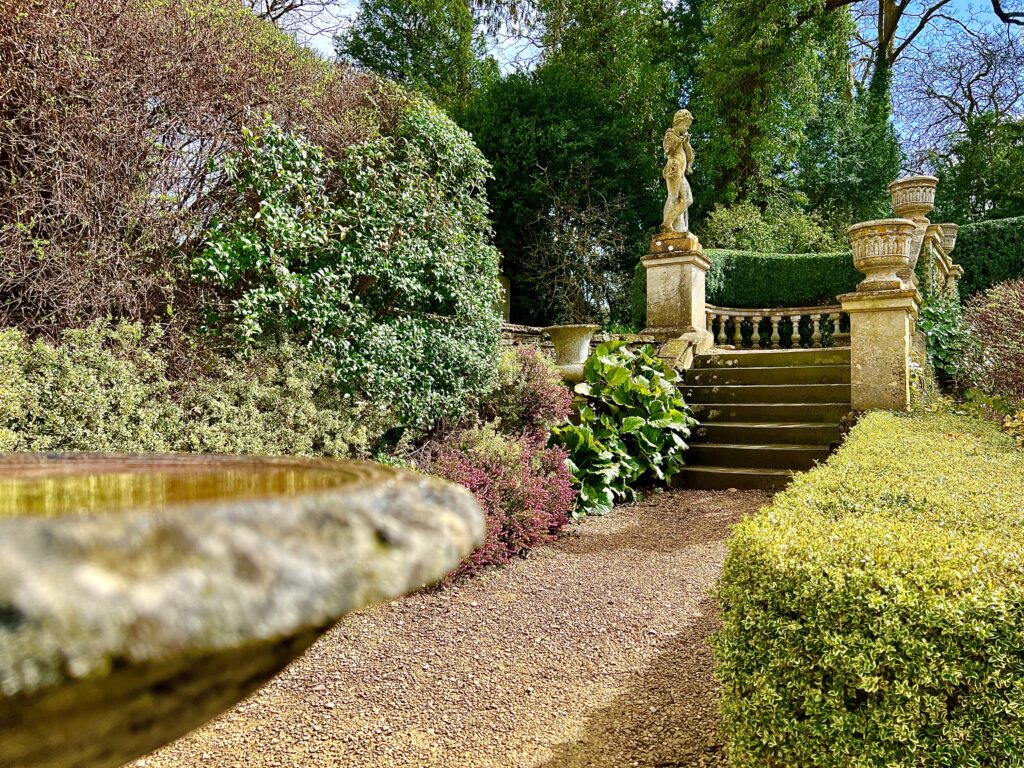 Discover Timeless Luxury and History – A Deep Dive Inspired by https//www.thetravelmagazine.net/hotel-review-manor-house-wiltshire-uk/